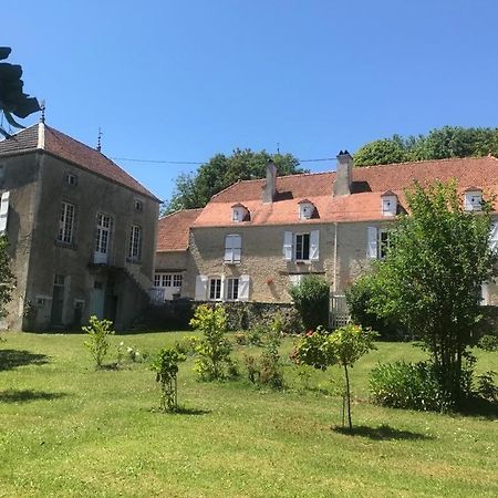 Chez Zoiseau Et Zoiseautte Bed & Breakfast Chassigny Екстериор снимка