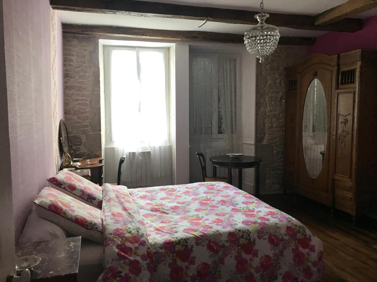 Chez Zoiseau Et Zoiseautte Bed & Breakfast Chassigny Екстериор снимка