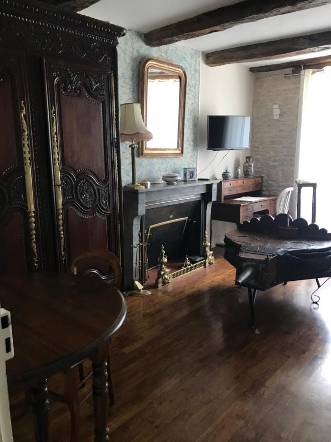 Chez Zoiseau Et Zoiseautte Bed & Breakfast Chassigny Екстериор снимка